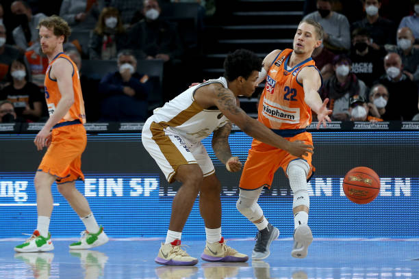 钱天一起手 钱天一起手