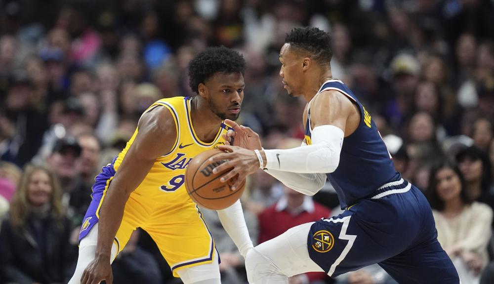 在硬件上并 在硬件上并