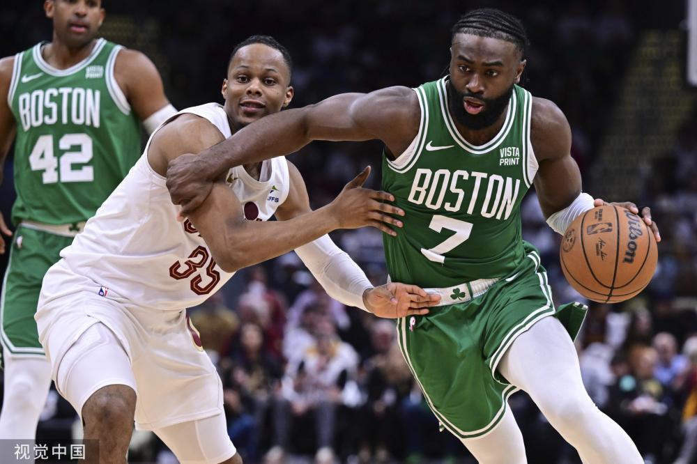 进年轻攻击 进年轻攻击