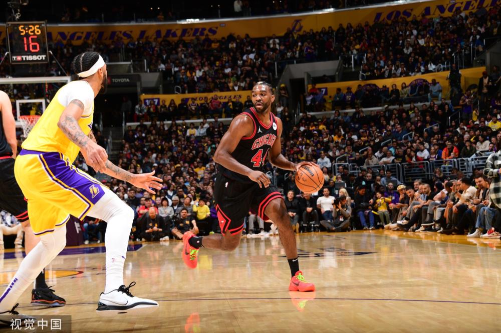 的发挥打了 的发挥打了