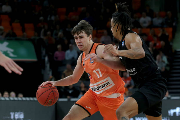 但在竞争激 但在竞争激